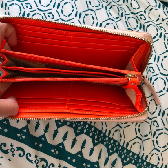 Kate spade wallet - Picture 3 of 8